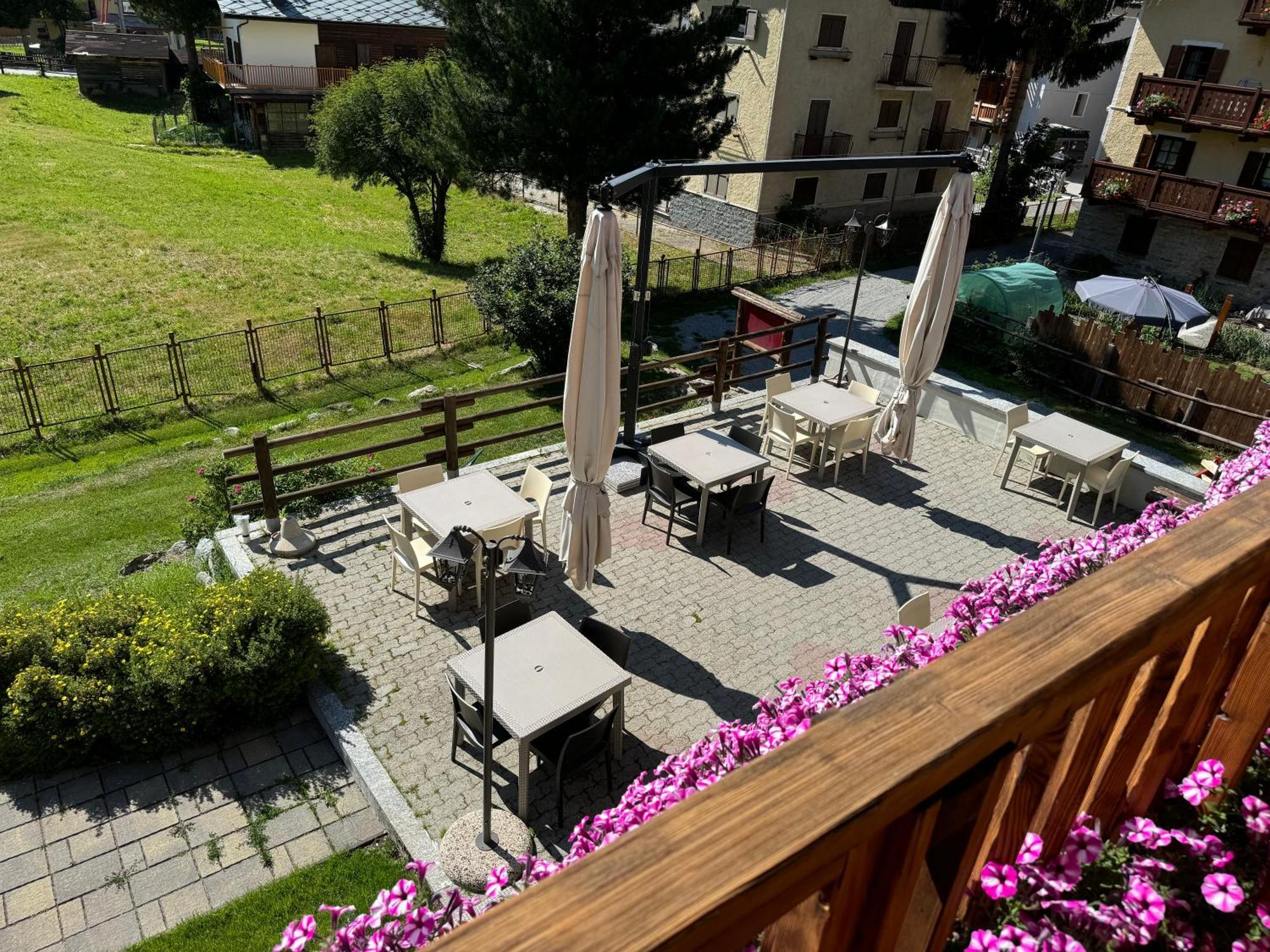 Hotel Ondezana Cogne Kültér fotó